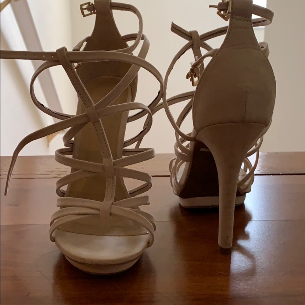 Wild Diva Heels - Picture 2 of 4